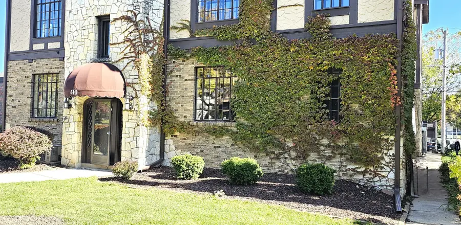410 N Raynor Avenue #1W, Joliet, IL 60435 - #3