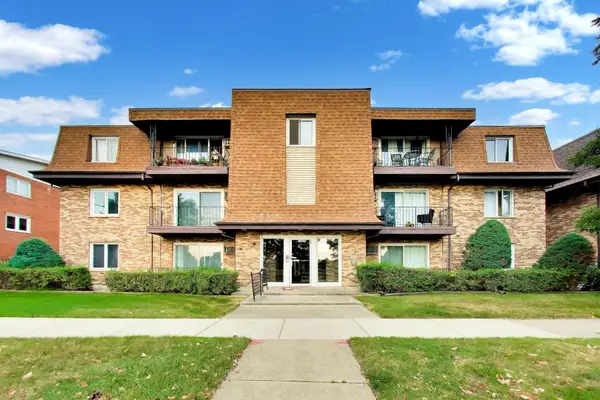 10830 Kilpatrick Avenue #1SE, Oak Lawn, IL 60453