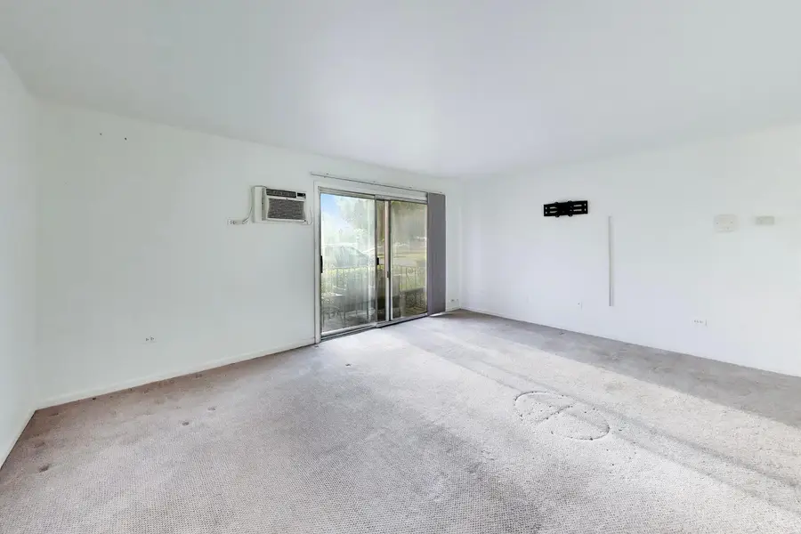 10830 Kilpatrick Avenue #1SE, Oak Lawn, IL 60453 - #3
