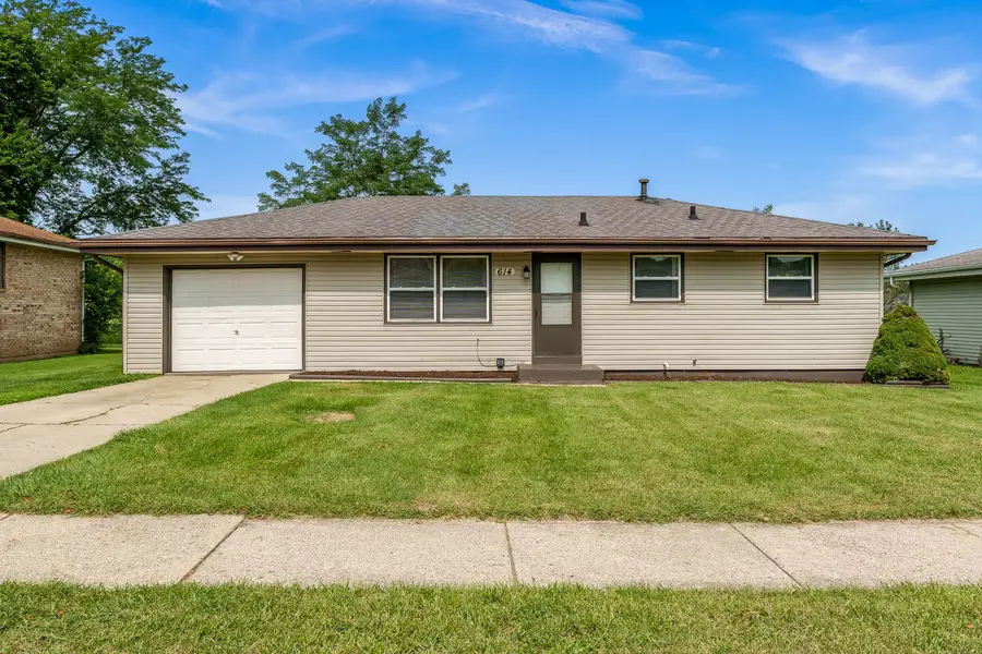 614 Overland Trail, Rockford, IL 61101 - #2