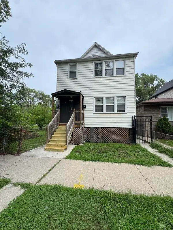 7521 S Ellis Avenue, Chicago, IL 60619