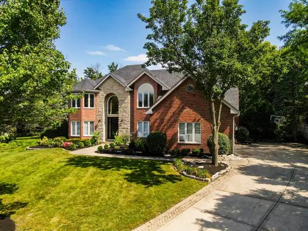 13701 Oak Tree Lane, Lemont, IL 60439