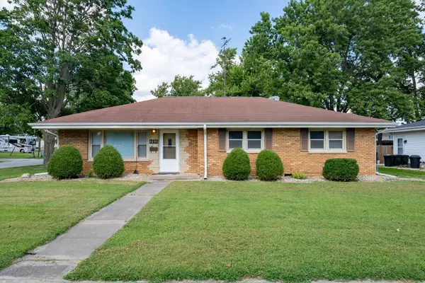203 E Bullard Street, Forrest, IL 61741