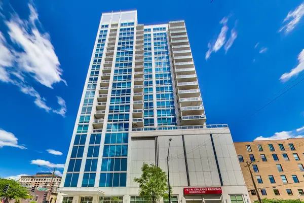 757 N Orleans Street #707, Chicago, IL 60654