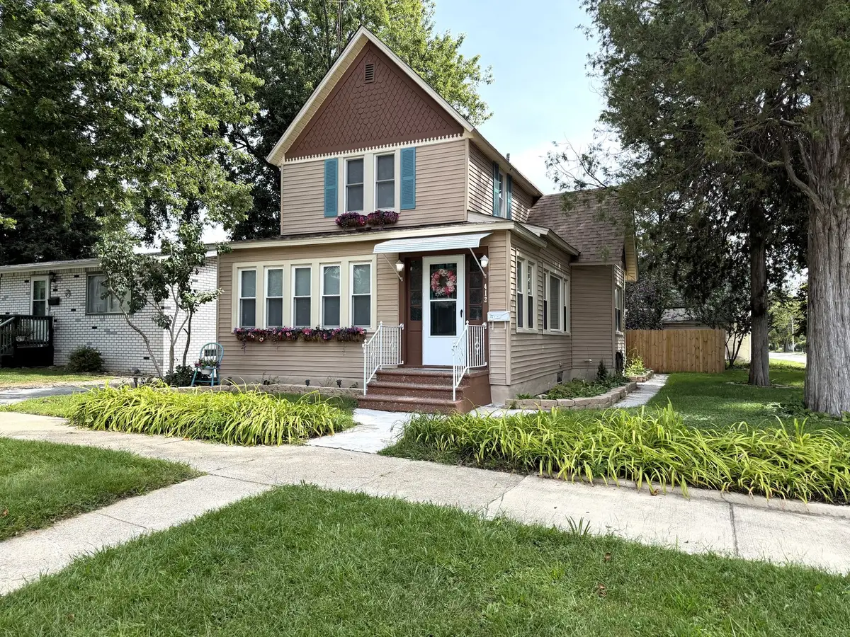 412 N Grand Avenue, Bradley, IL 60915 - #1