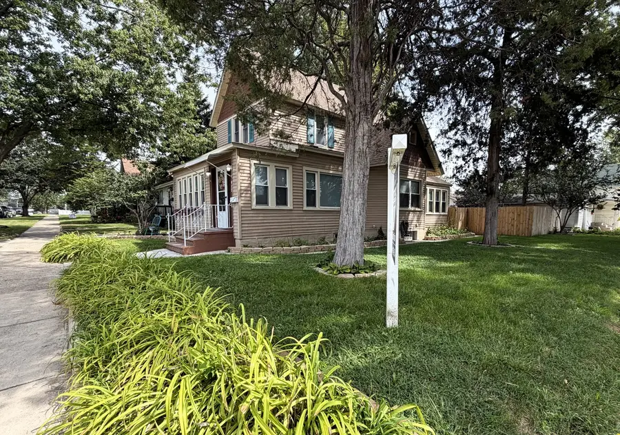412 N Grand Avenue, Bradley, IL 60915 - #3