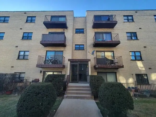 2615 W Foster Avenue #104, Chicago, IL 60625 - #1