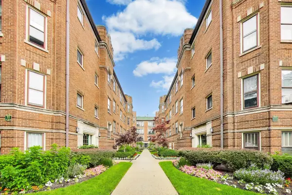 719 Hinman Avenue #1W, Evanston, IL 60202