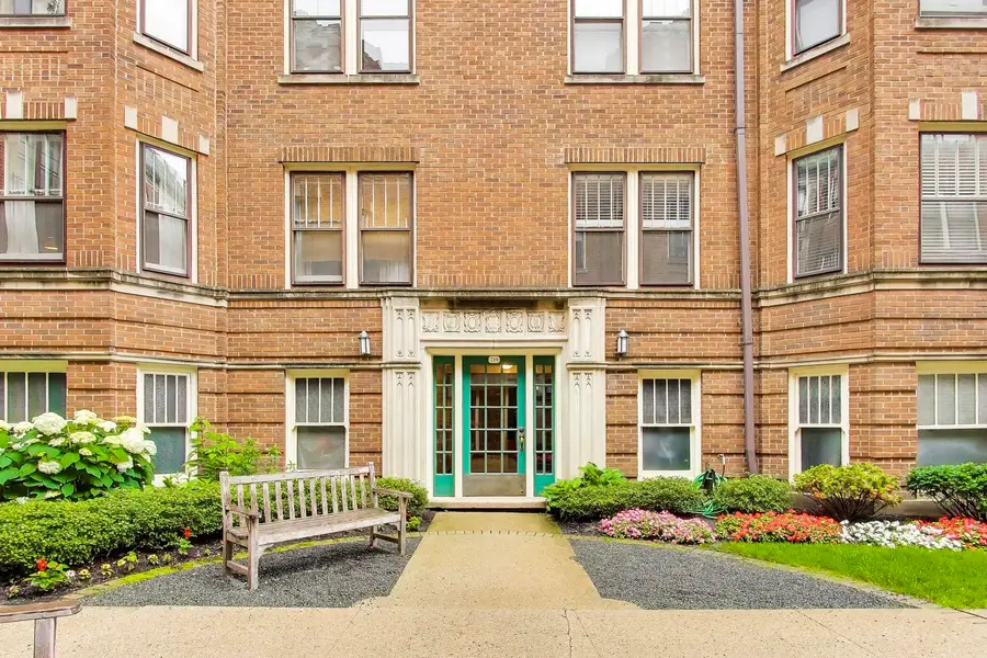 719 Hinman Avenue #1W, Evanston, IL 60202 - #2