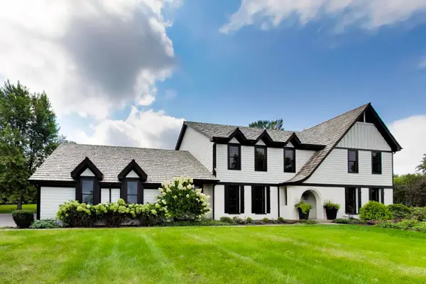 20531 N Meadow Lane, Deer Park, IL 60010