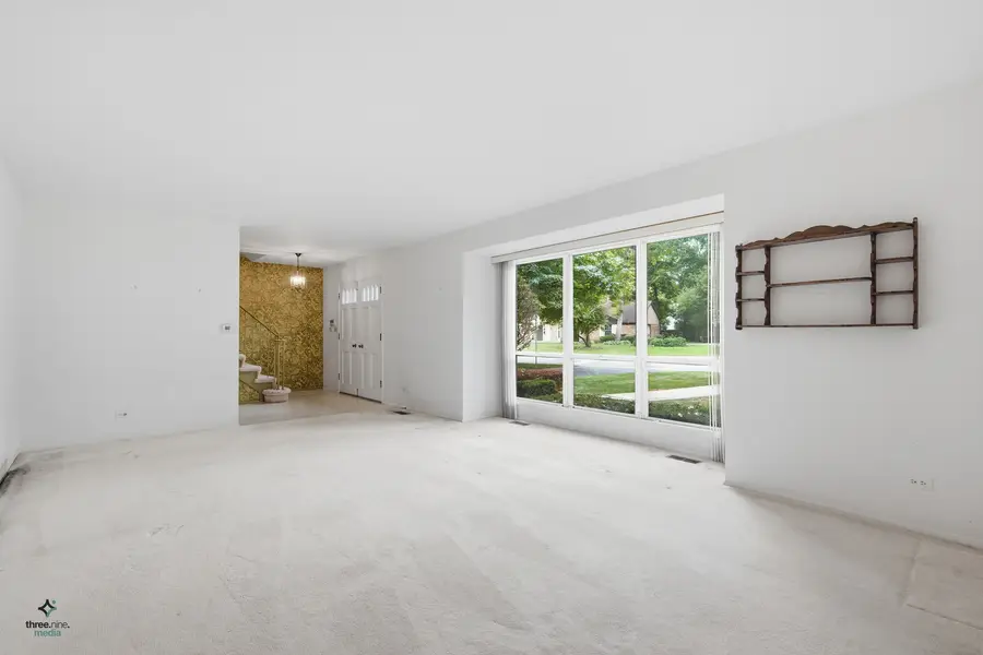 681 Smoke Tree Road, Deerfield, IL 60015 - #2