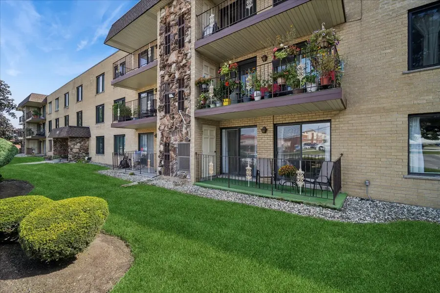 130 E Grand Avenue #108, Elmhurst, IL 60126 - #2
