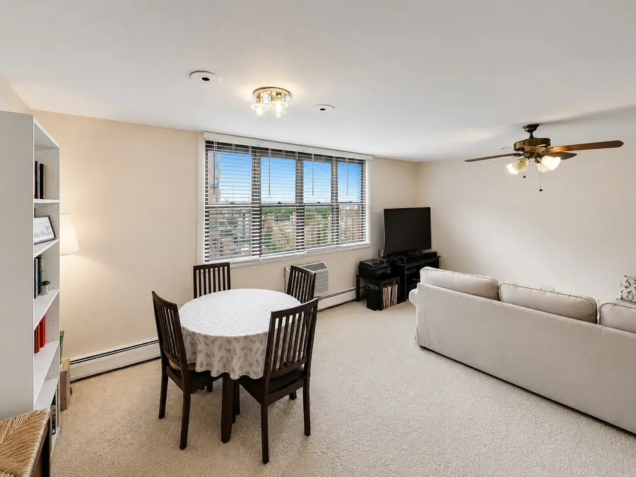 6325 N Sheridan Road #2106, Chicago, IL 60660 - #3