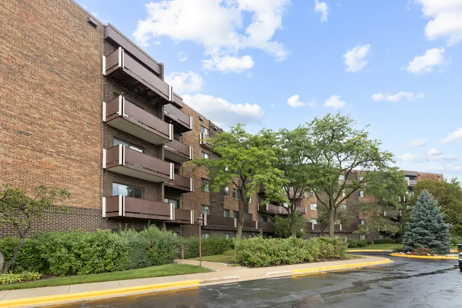 840 Wellington Avenue #303, Elk Grove Village, IL 60007 - #2