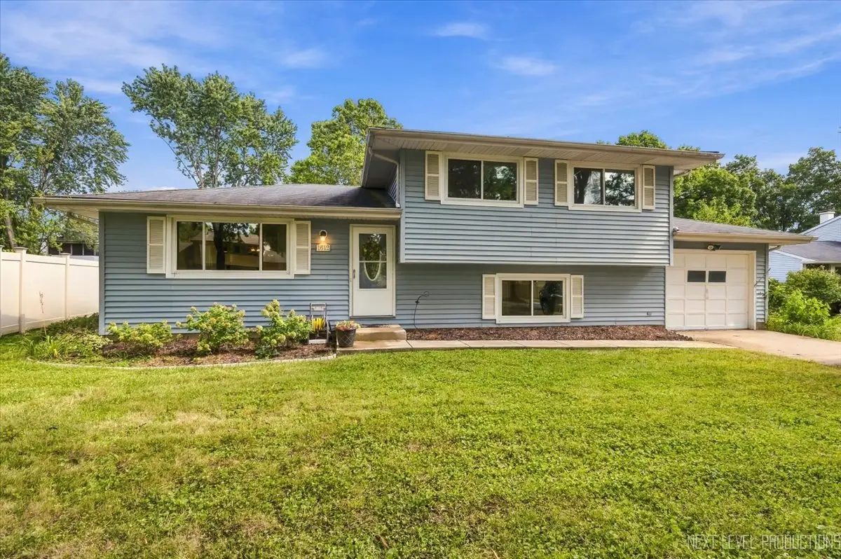 1612 Forrest Boulevard, Saint Charles, IL 60174 - #1