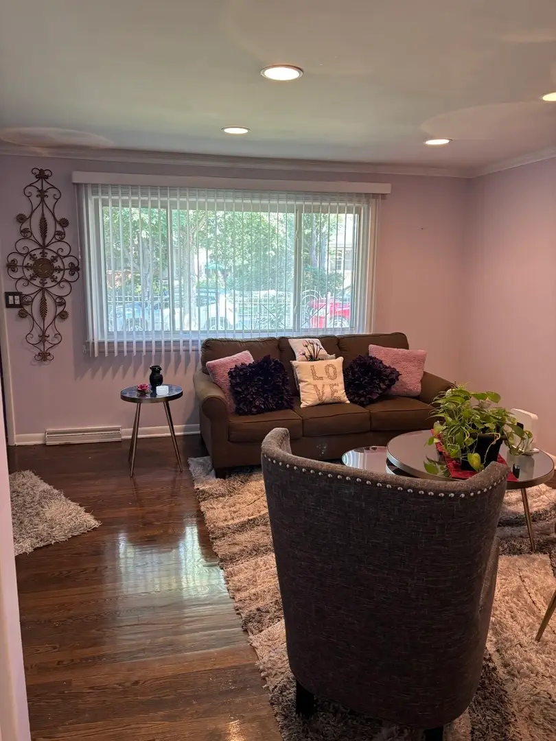 1742 Brown Avenue, Evanston, IL 60201 - #3