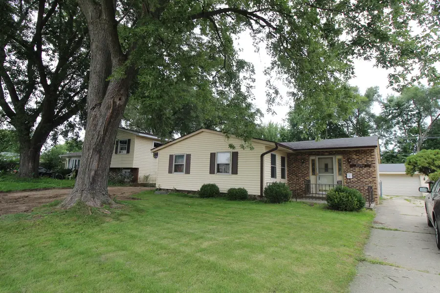 37294 N Grandwood Drive, Gurnee, IL 60031 - #2