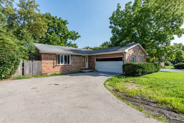 2337 N Sheridan Road, Waukegan, IL 60087