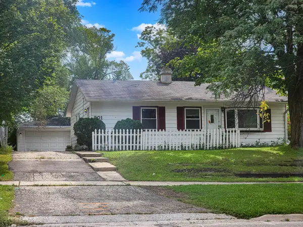 201 S Bartlett Road, Streamwood, IL 60107