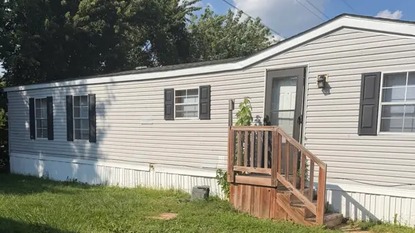 790 Maple Lane, Justice, IL 60458
