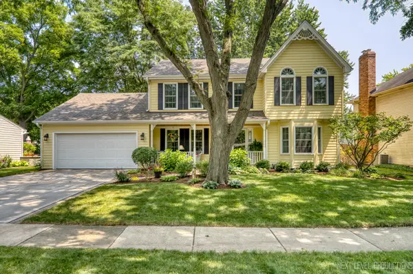 1200 Piccadilly Circle, Naperville, IL 60563