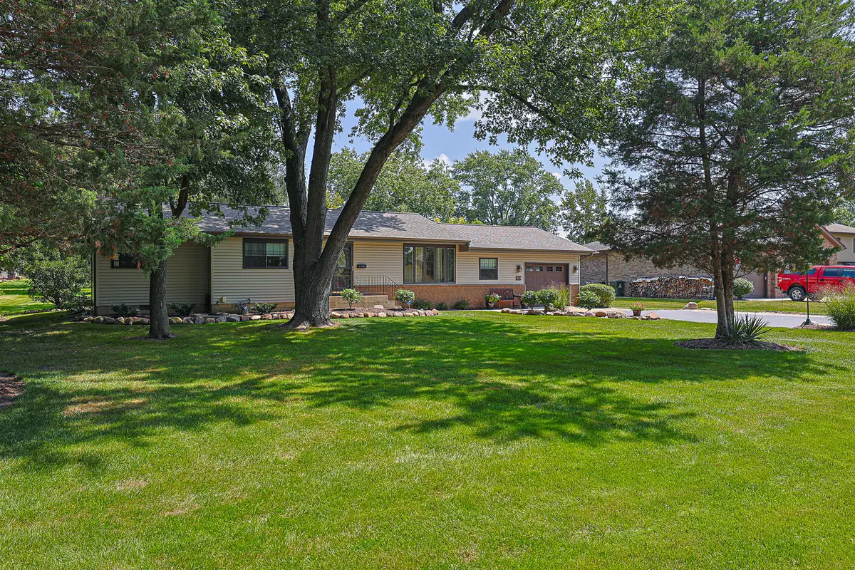 824 Ogden Road, New Lenox, IL 60451 - #1