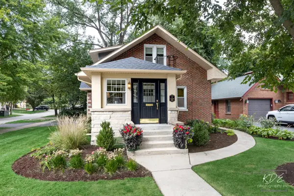 5 N Huffman Street, Naperville, IL 60540