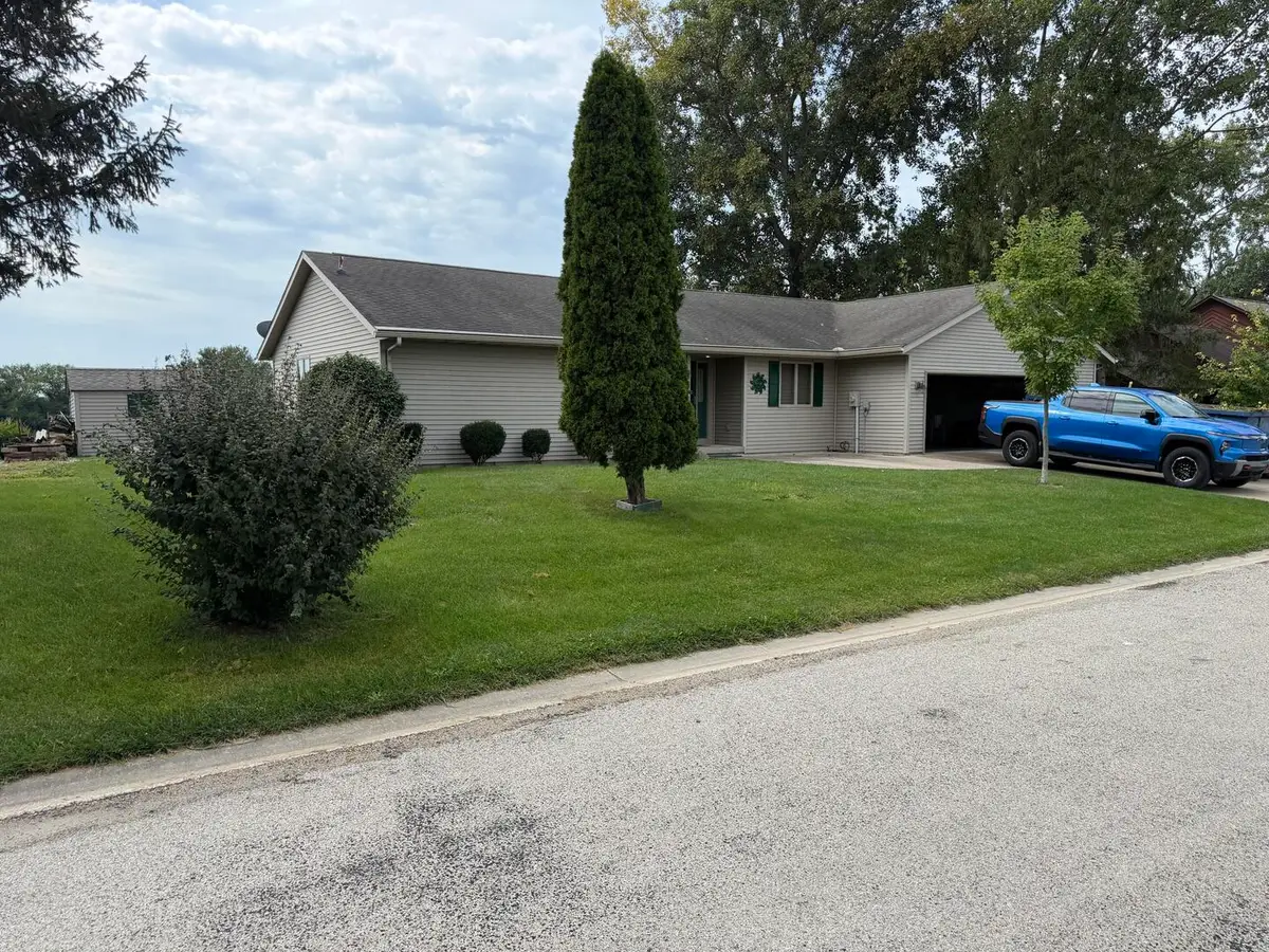 29 Shoreline Drive, Mansfield, IL 61854 - #1