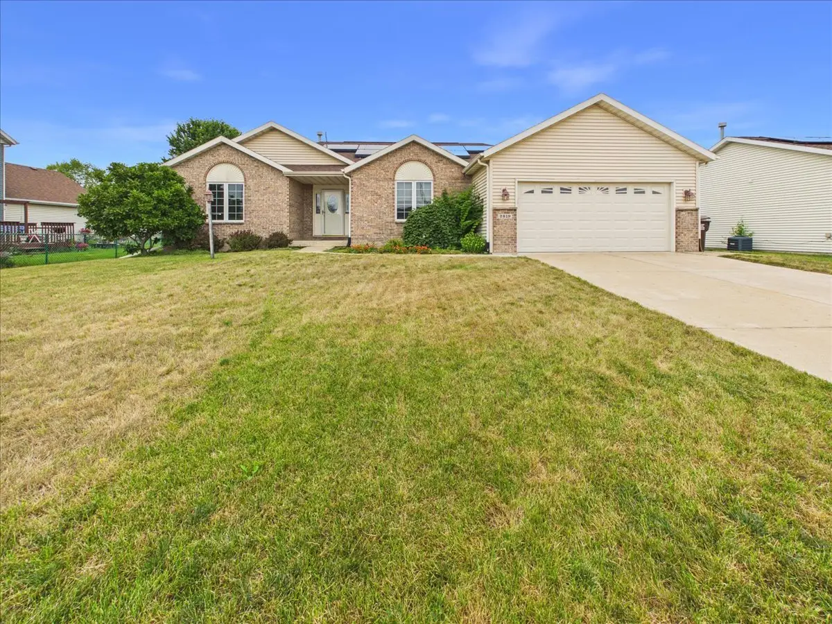 2819 Mary Street, Belvidere, IL 61008 - #1