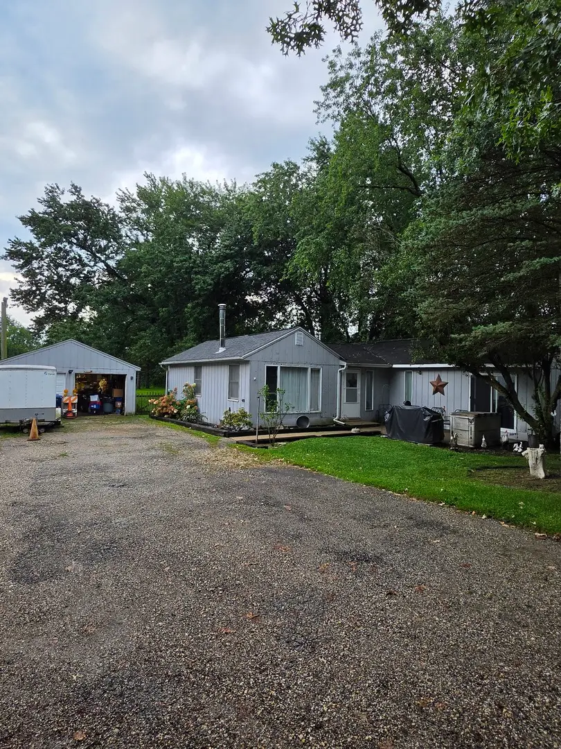 207 W Lincoln Road, McHenry, IL 60051 - #1