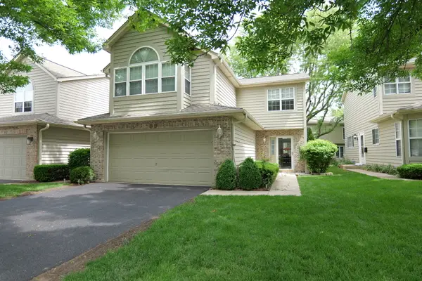 99 Townsend Circle, Naperville, IL 60565