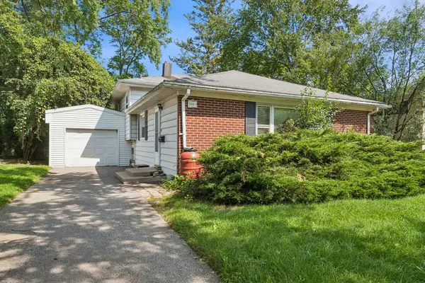 308 Southgate Drive, Northbrook, IL 60062