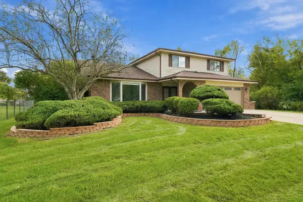 11453 Brook Hill Drive, Orland Park, IL 60467