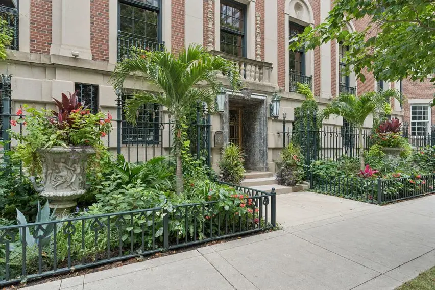 1355 N Astor Street #1, Chicago, IL 60610 - #2