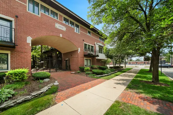 2455 W Ohio Street #8E, Chicago, IL 60612