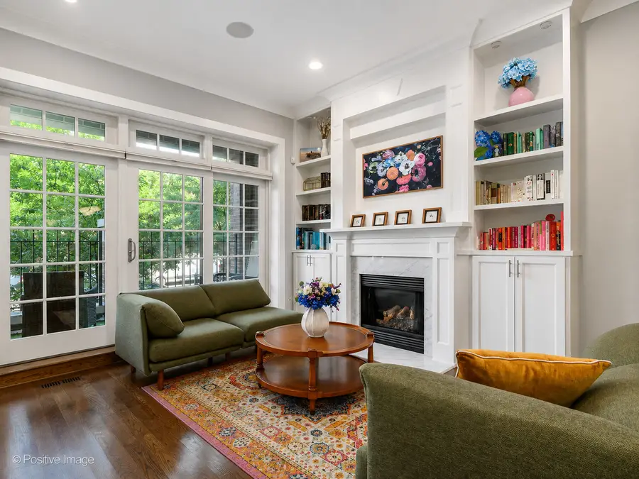 2729 N Southport Avenue #1, Chicago, IL 60614 - #3
