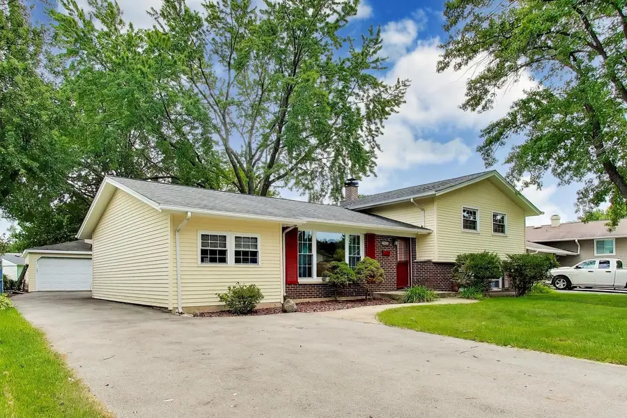 2805 Kincaid Drive, Woodridge, IL 60517 - #2
