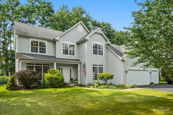 351 Whitewater Lane, Oswego, IL 60543