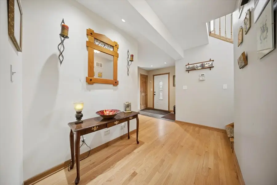 2158 Elmira Avenue, Des Plaines, IL 60018 - #2