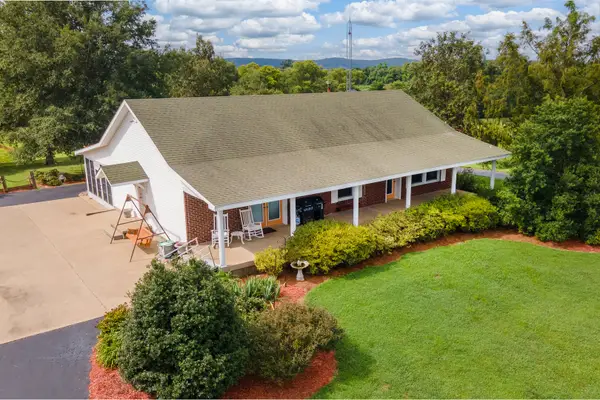 4202 Walnut Lane, Junction, IL 62954