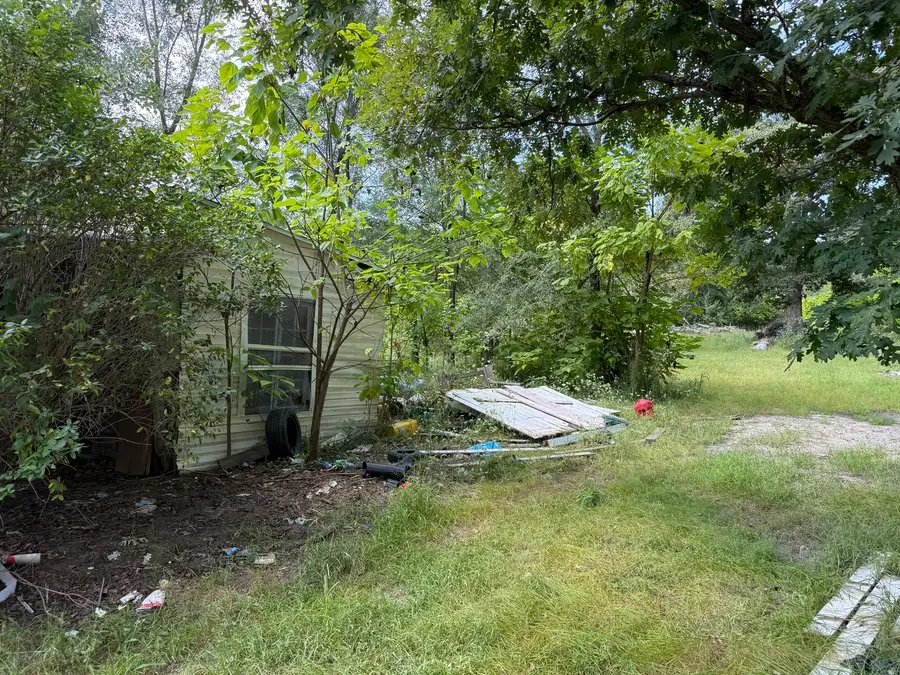 125 S Bower Road, Beaverville, IL 60912 - #3