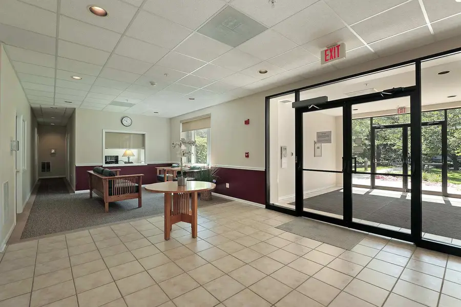 891 Central Avenue #219, Highland Park, IL 60035 - #2