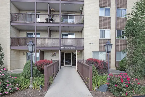 650 Murray Lane #210, Des Plaines, IL 60016