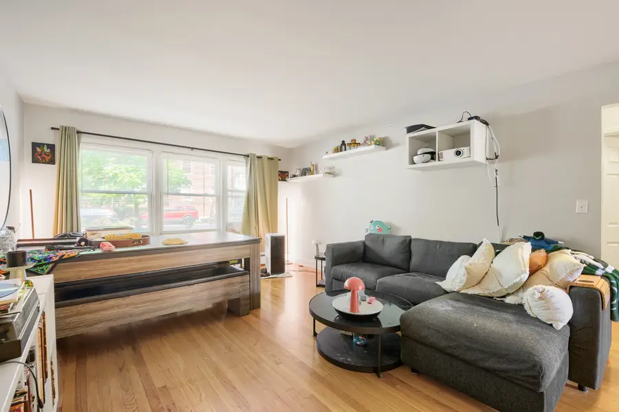 7133 N Damen Avenue #3D, Chicago, IL 60645 - #3