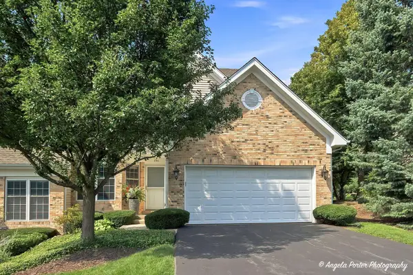 194 Red Top Drive, Libertyville, IL 60048
