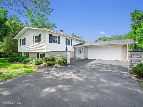 924 Plainfield Road, Downers Grove, IL 60516