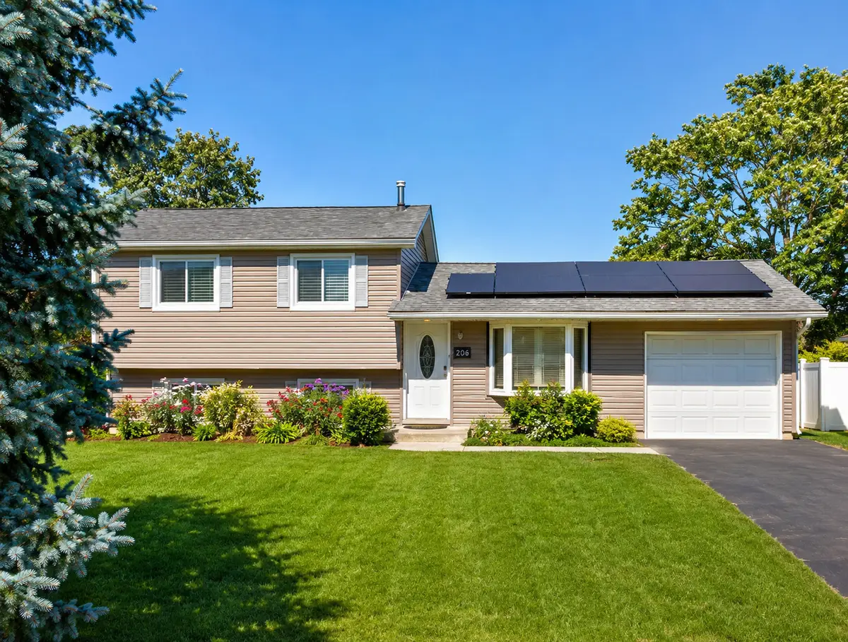 206 E Briarcliff Road, Bolingbrook, IL 60440 - #1