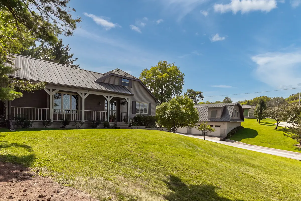 7811 29th Street, Milan, IL 61264 - #1