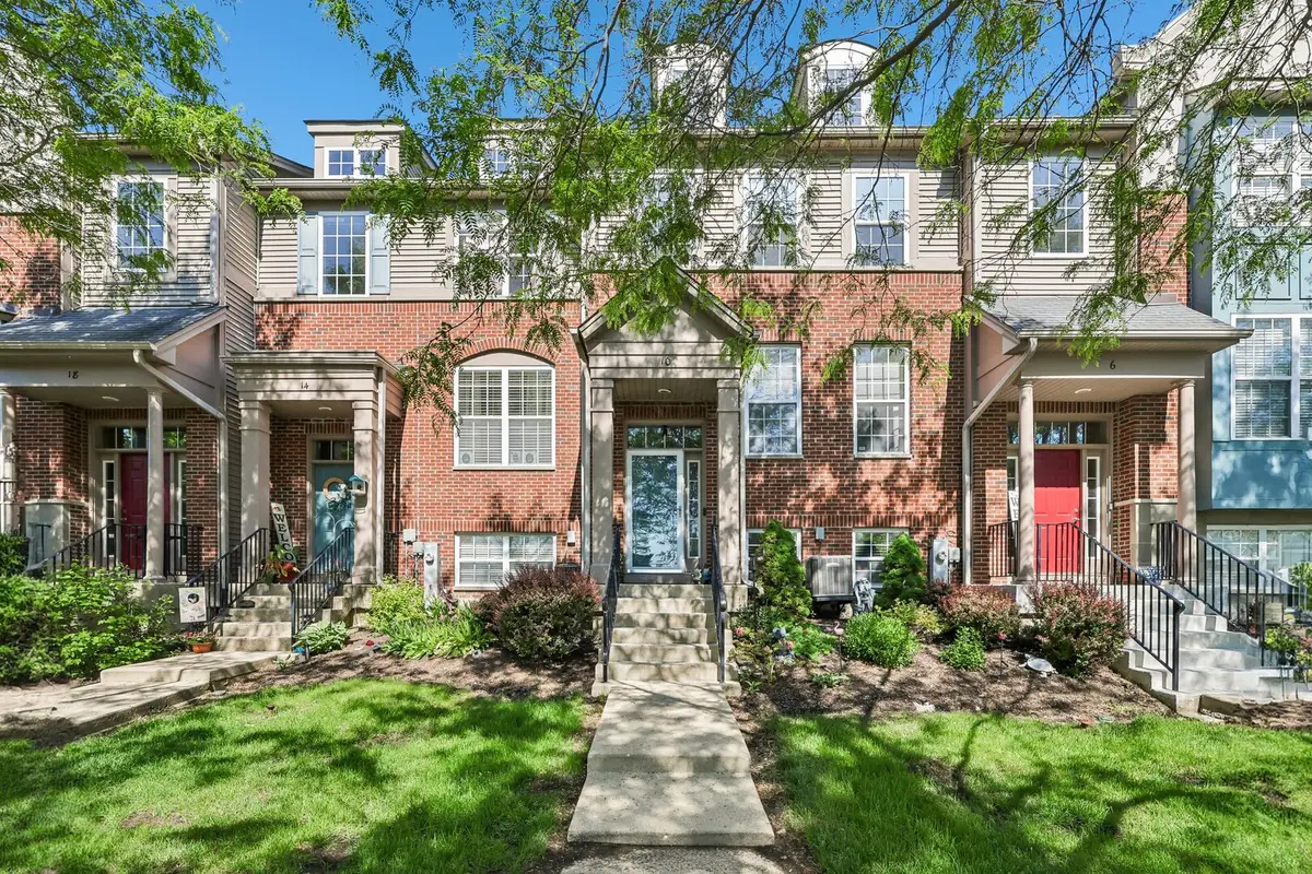 10 Thomas Court, Grayslake, IL 60030 - #1