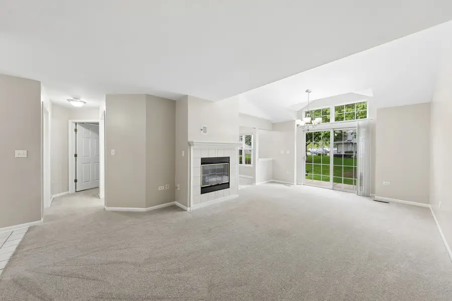 1922 Heron Avenue #B, Schaumburg, IL 60193 - #3